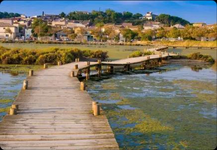 Vue pittoresque de aude, idéale pour un événement
