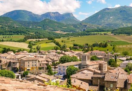 Vue pittoresque de drome, idéale pour un événement