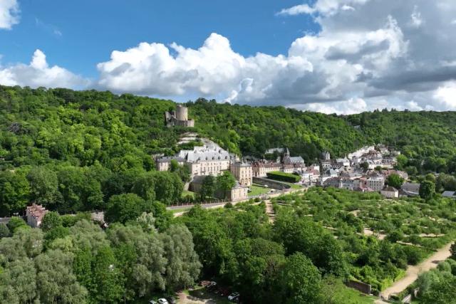 Vue pittoresque de val-d-oise, idéale pour un événement