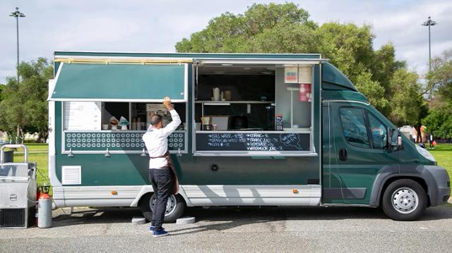 Service traiteur à grand-est, réservé via BookMyFoodtruck