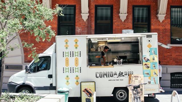 Service traiteur à normandie, réservé via BookMyFoodtruck