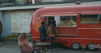Ambiance festive à provence-alpes-cote-d-azur lors d’un événement