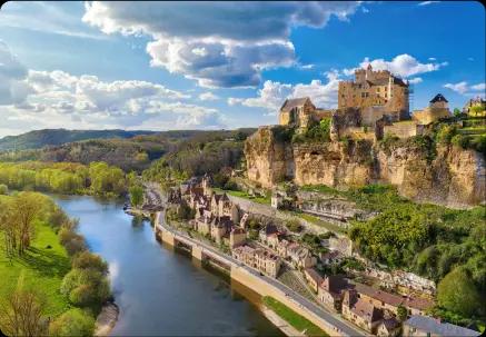 Vue pittoresque de dordogne, idéale pour un événement
