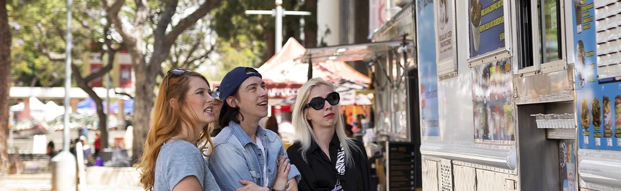 Réservation foodtruck à occitanie via BookMyFoodtruck