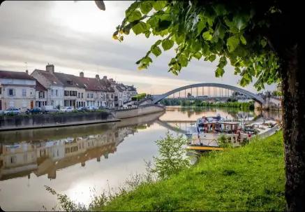 Vue pittoresque de oise, idéale pour un événement