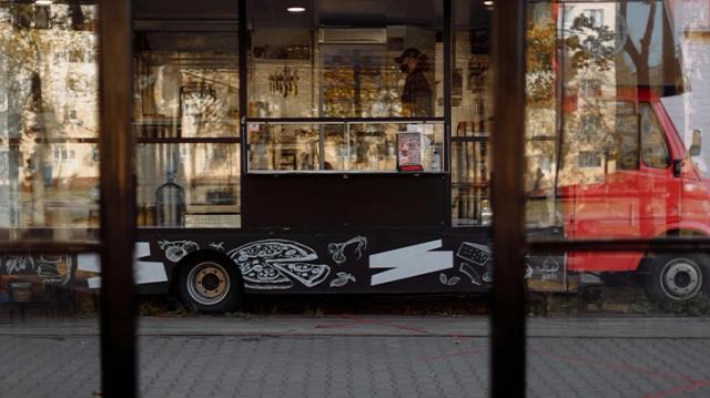 Service traiteur à pays-de-la-loire, réservé via BookMyFoodtruck